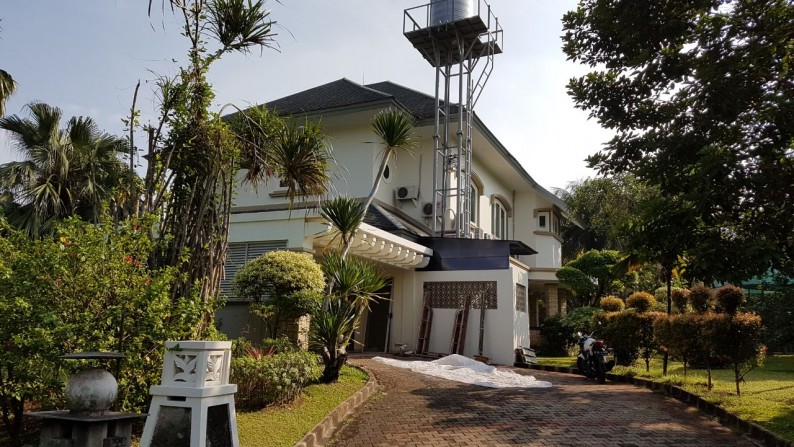 Rumah Dalam Townhouse di Puri Margasatwa, Cilandak