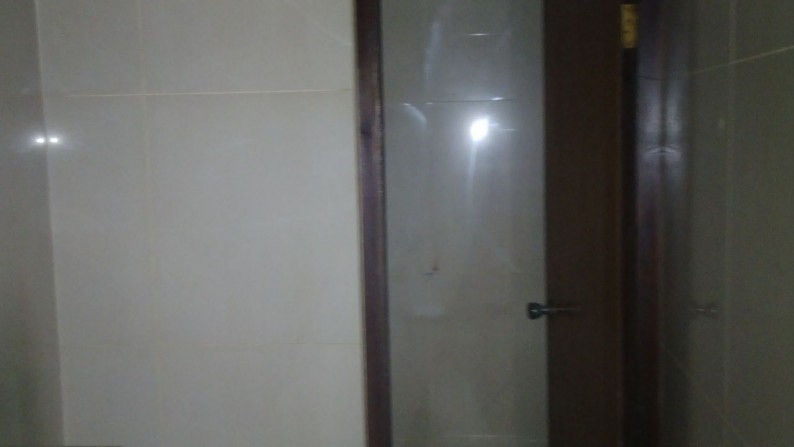 Dijual Ruko di depan  Golden boutiq hotel, Jl Melawai VIII