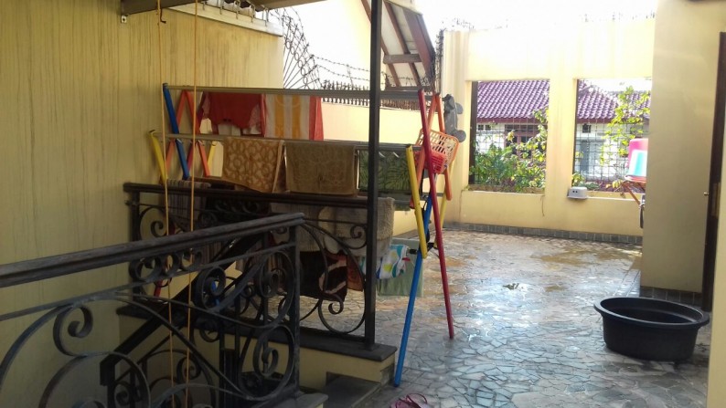 Rumah bagus, lingkungan oke di Bintaro sektor 3