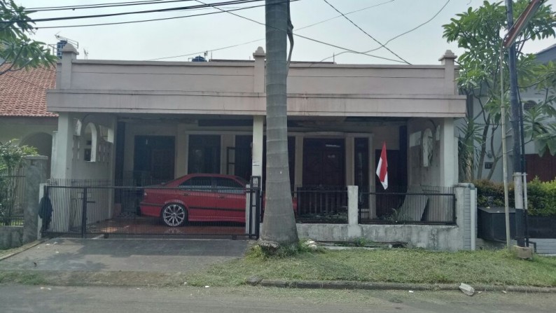 Rumah Siap Huni,Jalan Lebar di Bintaro Sektor 1