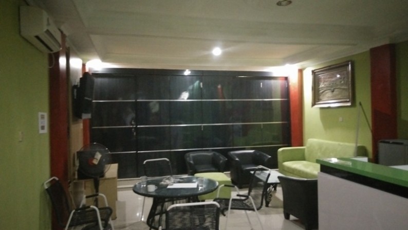 Ruko Mutiara Gading Timur 2 Unit memanjang