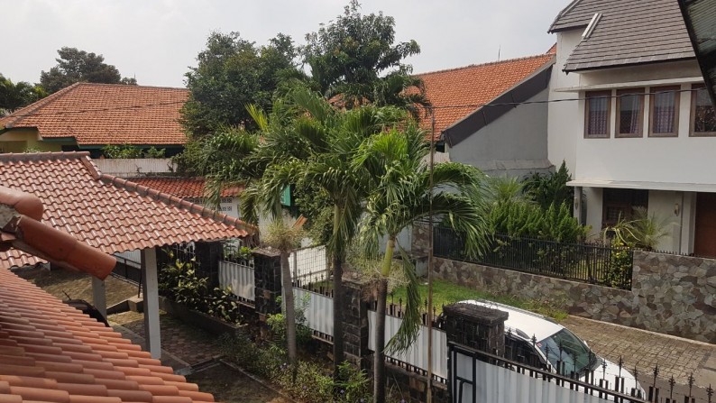 Rumah Lama di CIPETE, Jakarta Selatan DIJUAL HITUNG TANAH