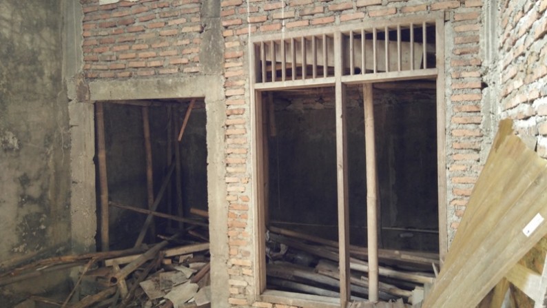 Dijual Rumah di Komplek Papan Mas BlokA Setia Mekar, Tambun Bekasi