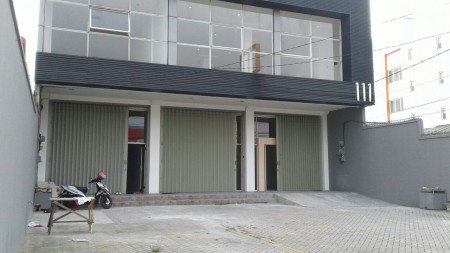 Ruko siap pakai Jl. Raya Serpong