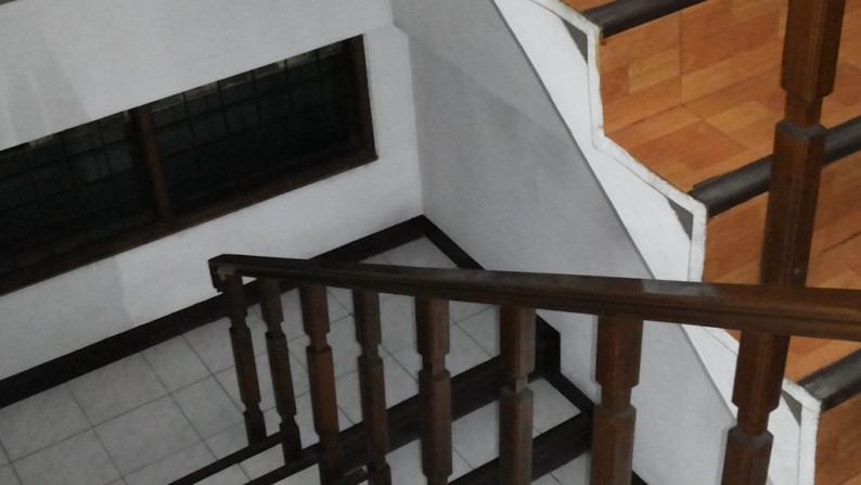 FOR SALE RUMAH + TEMPAT USAHA BANDUNG TENGAH Sayap Pajajaran