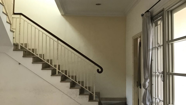 Dijual Rumah di Jl. Brawijaya - Kebayoran Baru, Jakarta Selatan