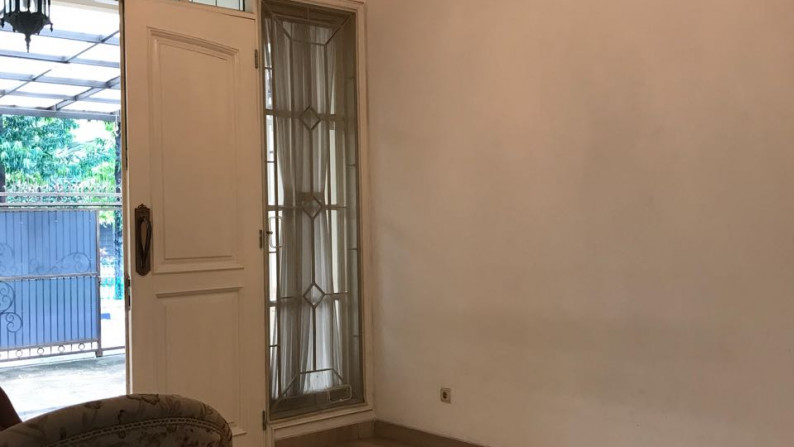 Dijual Rumah di Jl. Brawijaya - Kebayoran Baru, Jakarta Selatan