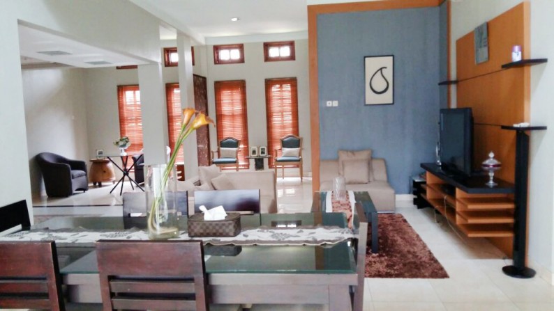 Disewakan Rumah Nyaman, Aman, Furnished dan siap huni @Menteng Utama, Bintaro