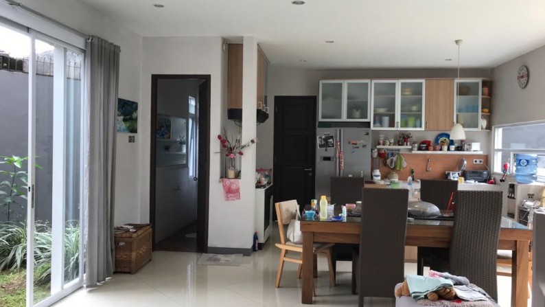 Rumah Nyaman di Cluster Cinere Modern