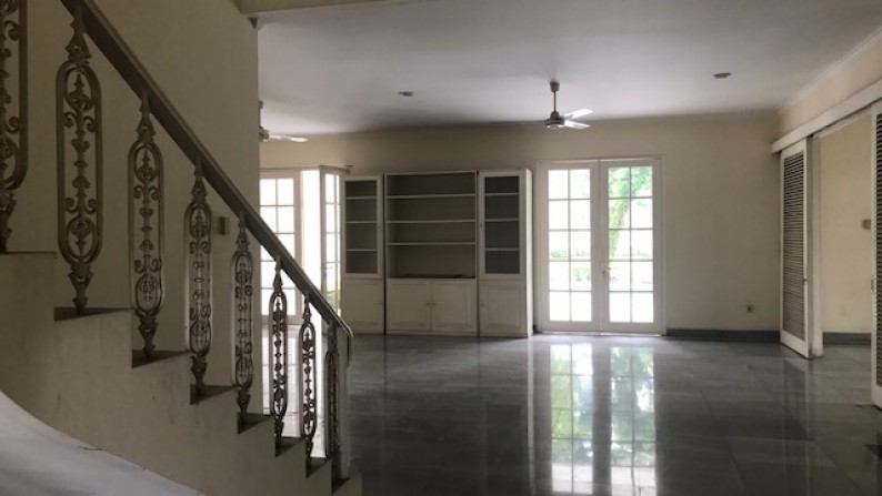 Jual Rumah di Pondok Indah Harga Murah Luas Tanah 1941 meter - Jalan Poncol