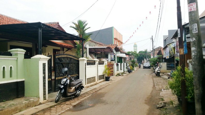 Rumah dijual nyaman, aman, akses lokasi sangat strategis @Kramat raya, Ciledug