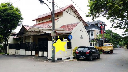 Rumah dijual nyaman, aman, akses lokasi sangat strategis @Villa Bintaro Indah