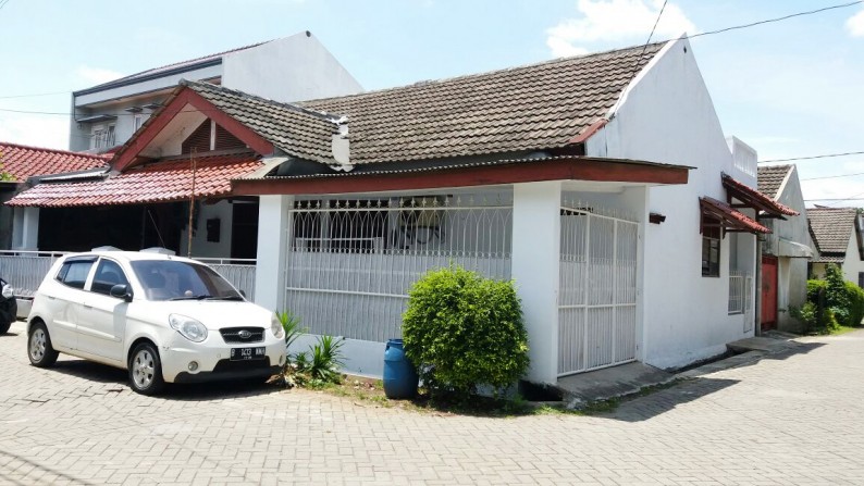 Rumah dijual nyaman, aman, akses lokasi sangat strategis @Purikartika, Ciledug