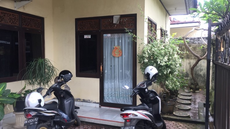 rumah di pulo moyo denpasar