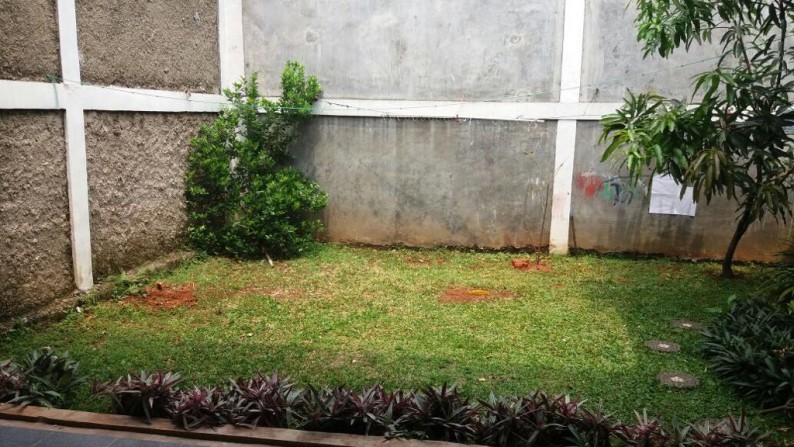 Rumah munggil,mobil bisa masuk di Pamulang Tangerang