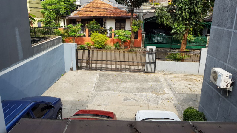 Rumah Kosan di Jalan Praja Dekat Gandaria City