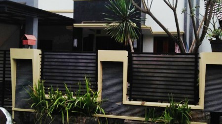 Dijual Rumah Siap Huni, Lokasi Strategis, dan Asri Di Villa Bintaro Indah, Jombang-Tangsel