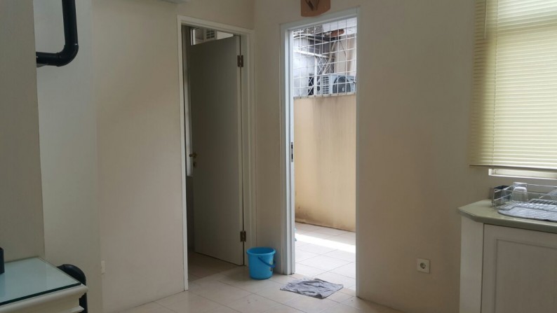 Dijual Townhouse di Taman Ayu Lantai Atas - Lippo Karawaci