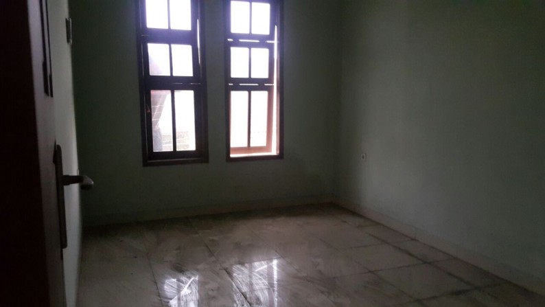 Dijual Rumah di Jl. Gunung Galunggung - Bugel Indah, Tangerang