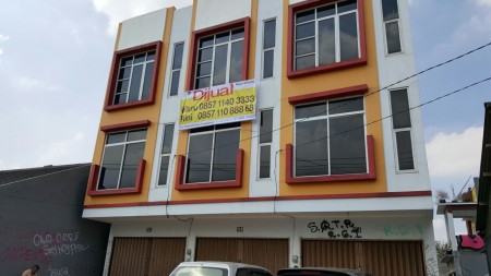 Ruko di Cipondoh, Jalan Ahmad Dahlan