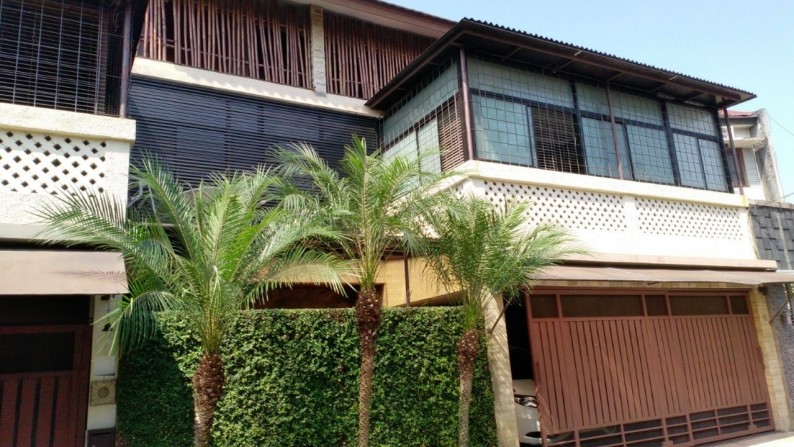 Dijual Cepat,rumah cantik dan asri, di Puyuh Timur Residence, Bintaro Sektor 5