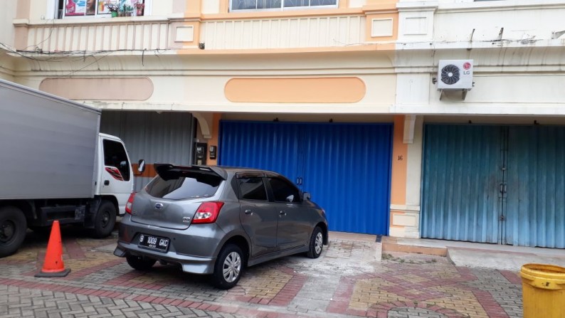 Dijual Ruko Union Paramount Square di Jl. Raya Gading Serpong