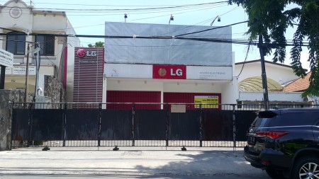 Dijual Tempat Usaha Tengah Kota