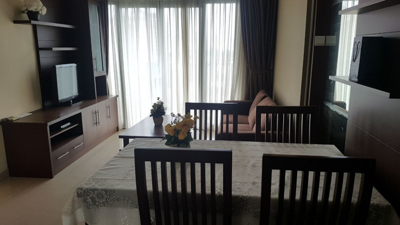 Apartemen Hampton Park 2 Lantai