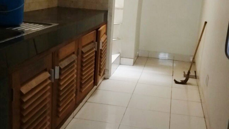 Rumah Bagus Di Discovery Flamine, Bintaro Jaya