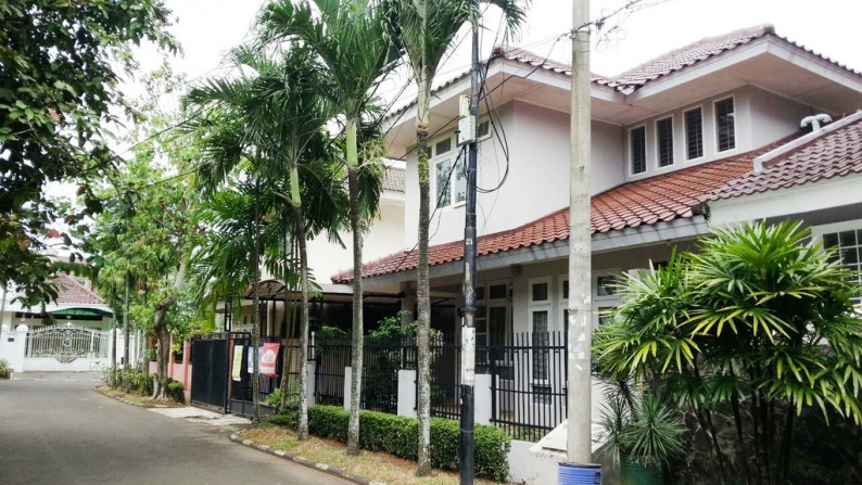 Rumah Asri dan Nyaman Di Bintaro, Tangerang Selatan