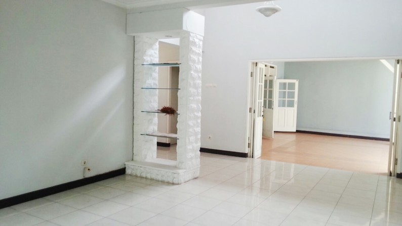 Rumah Bagus Di Bintaro, Tangerang Selatan