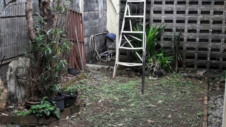 Rumah di Megapolitan Cinere estate cinere depok