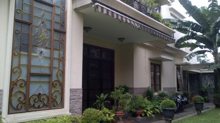 Rumah di Kawasan Elit Pondok Indah