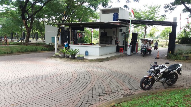 Rumah Nyaman dan Siap Huni di Kawasan Emerald, Bintaro