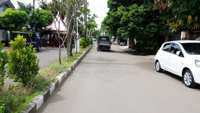 Dijual Rumah Bagus Di Villa Bintaro Indah