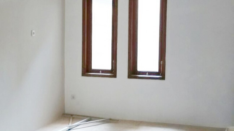 Dijual Rumah Bagus Di Villa Bintaro Indah