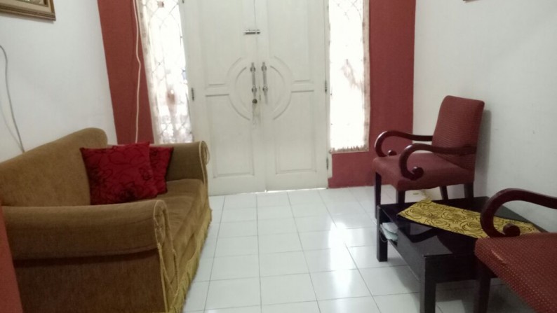 Dijual Rumah di Mahkota Simprug - Ciledug