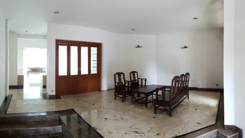 Jual Rumah di Kartika Utama Pondok Indah