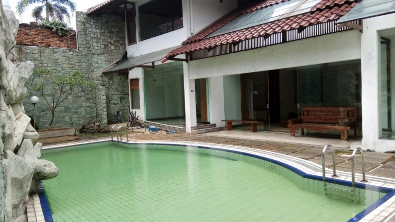 RUMAH DIJUAL DI JL. KARTIKA UTAMA, PONDOK INDAH