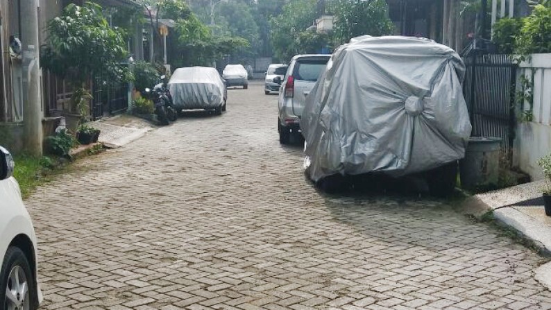 Rumah Bagus Di Dhaya Pesona, Jombang Tangerang