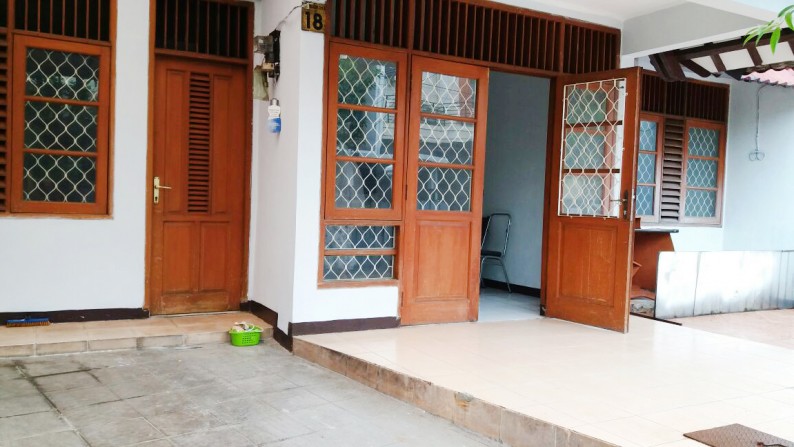 Rumah Bagus DI Jl Mandar, Bintaro Jaya