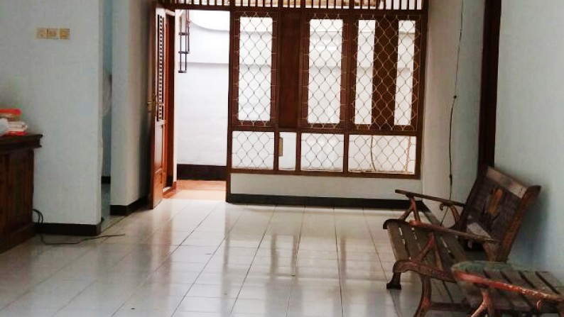 Rumah Bagus DI Jl Mandar, Bintaro Jaya