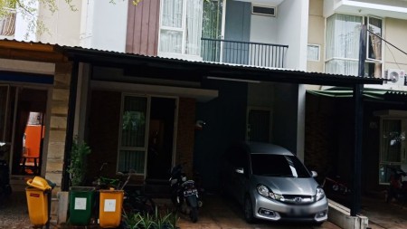 Rumah Bagus Di Urbana Place, Ciputat