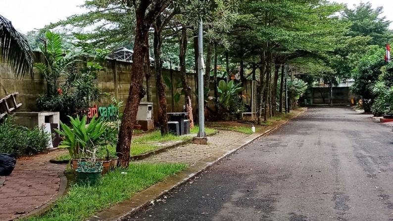 Rumah Bagus Di Urbana Place, Ciputat