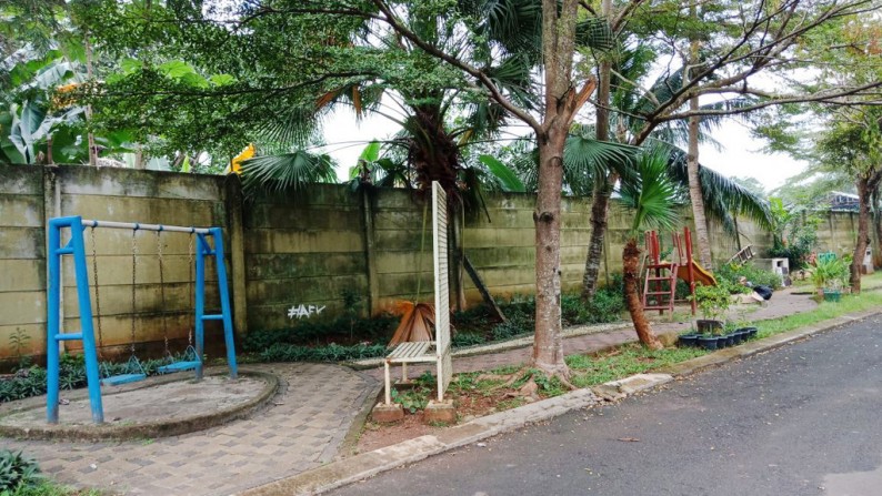 Rumah Bagus Di Urbana Place, Ciputat