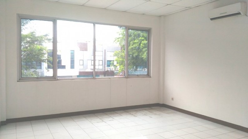 Ruko Siap Huni cocok utk Kantor/Usaha 60Jt/thn, MURAAAH!!!