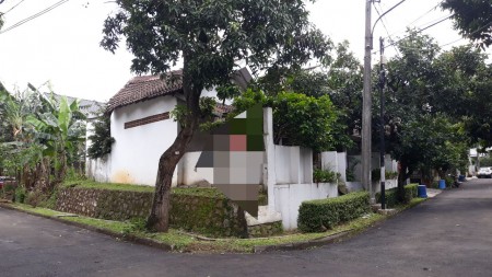 Rumah Hoek di Sektor 3 Bintaro