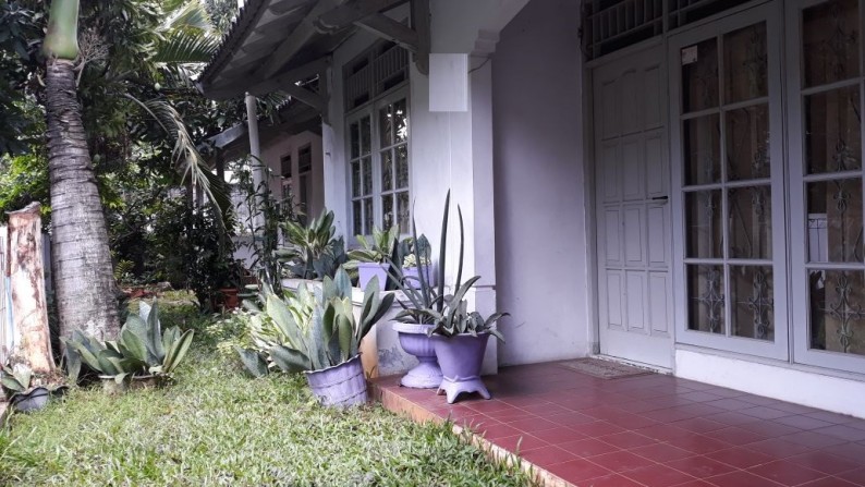 Rumah Hoek di Sektor 3 Bintaro