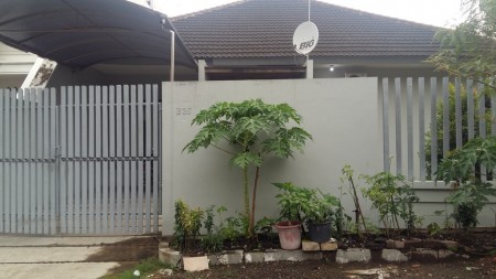 Dijual rumah  siap huni dekat Ciputra World Surabaya