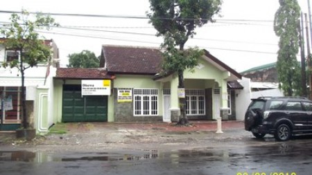 Rumah 1 Lantai,  di Rungkut Madya, Surabaya Timur